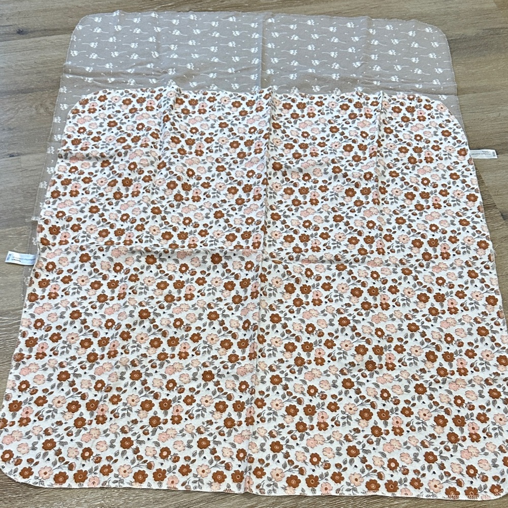 Gerber Floral Baby Blanket in Brown and Cream - swaddles